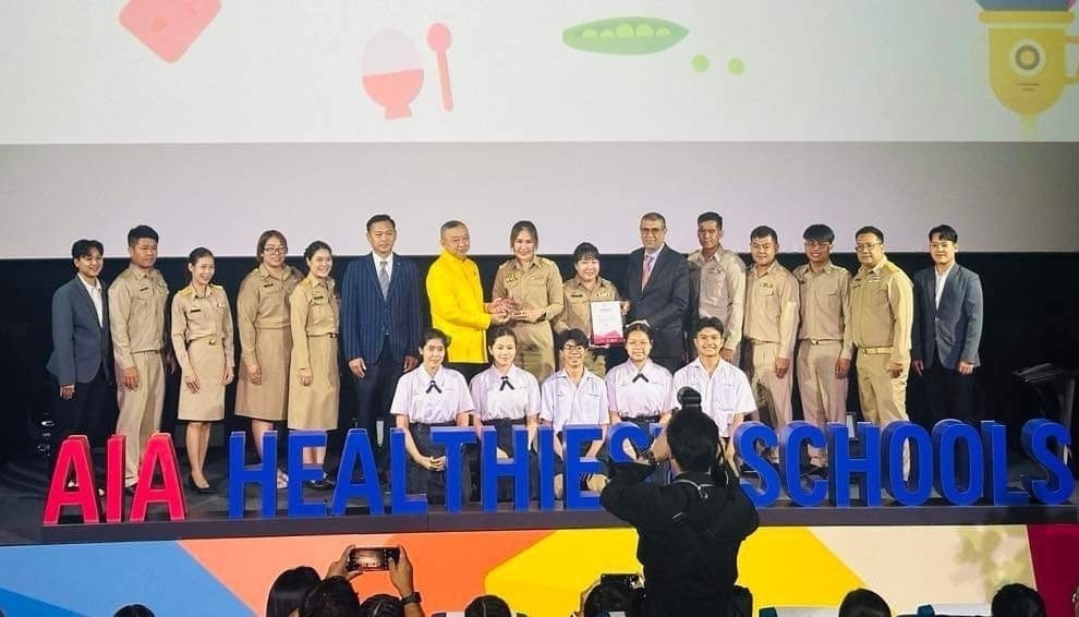 โรงเรียนเทศบาล 1 กิตติขจร คว้ารางวัลชนะเลิศระดับมัธยมศึกษา โครงการสุดยอดโรงเรียนสุขภาพดี ปีที่ 2