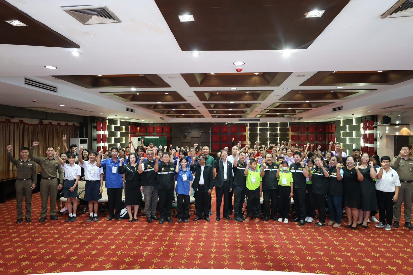 โรงเรียนเทศบาล ๑ กิตติขจร นำสภาเด็กเทศบาลเมืองตาก  เข้าร่วมโครงการ “Youth Power No Drugs พลังเยาวชนเมืองตากต้านยาเสพติด”