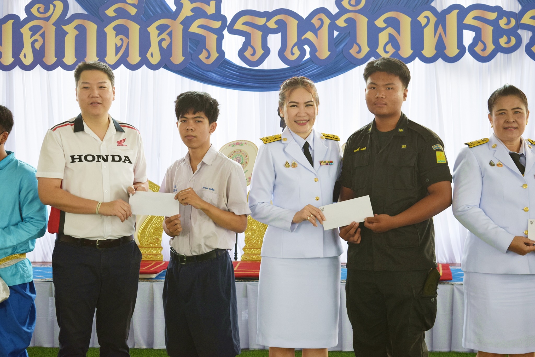 ภาพกิจกรรมที่ 67 จาก 80