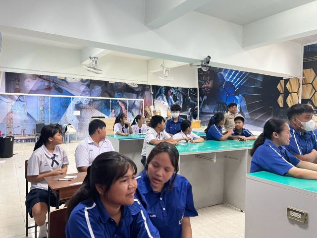 ภาพกิจกรรมที่ 29 จาก 50