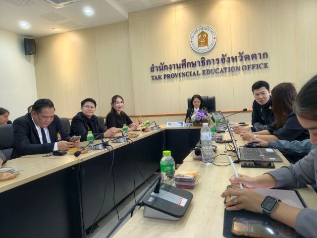 ภาพกิจกรรมที่ 15 จาก 16