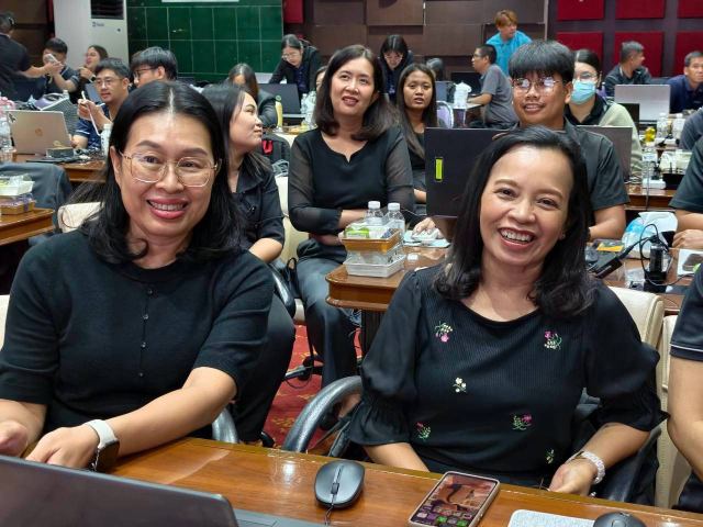 ภาพกิจกรรมที่ 4 จาก 42